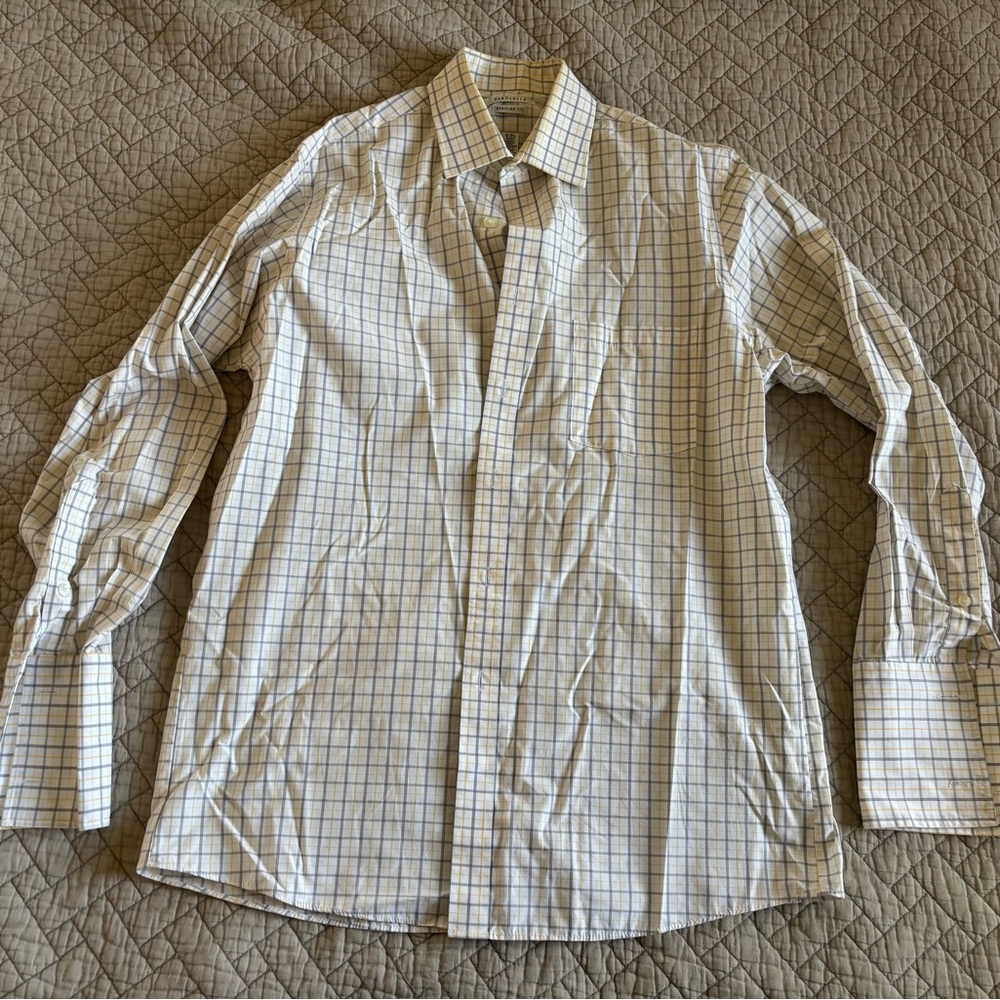 Men’s Van Heusen Dress Shirt Size 32-33 15 1/2